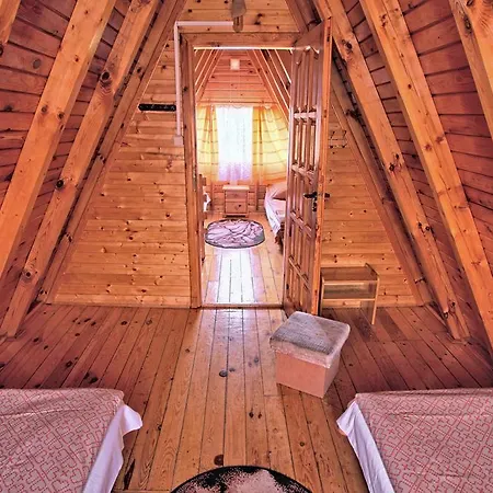 假日公园 Borowinka 乌斯特卡